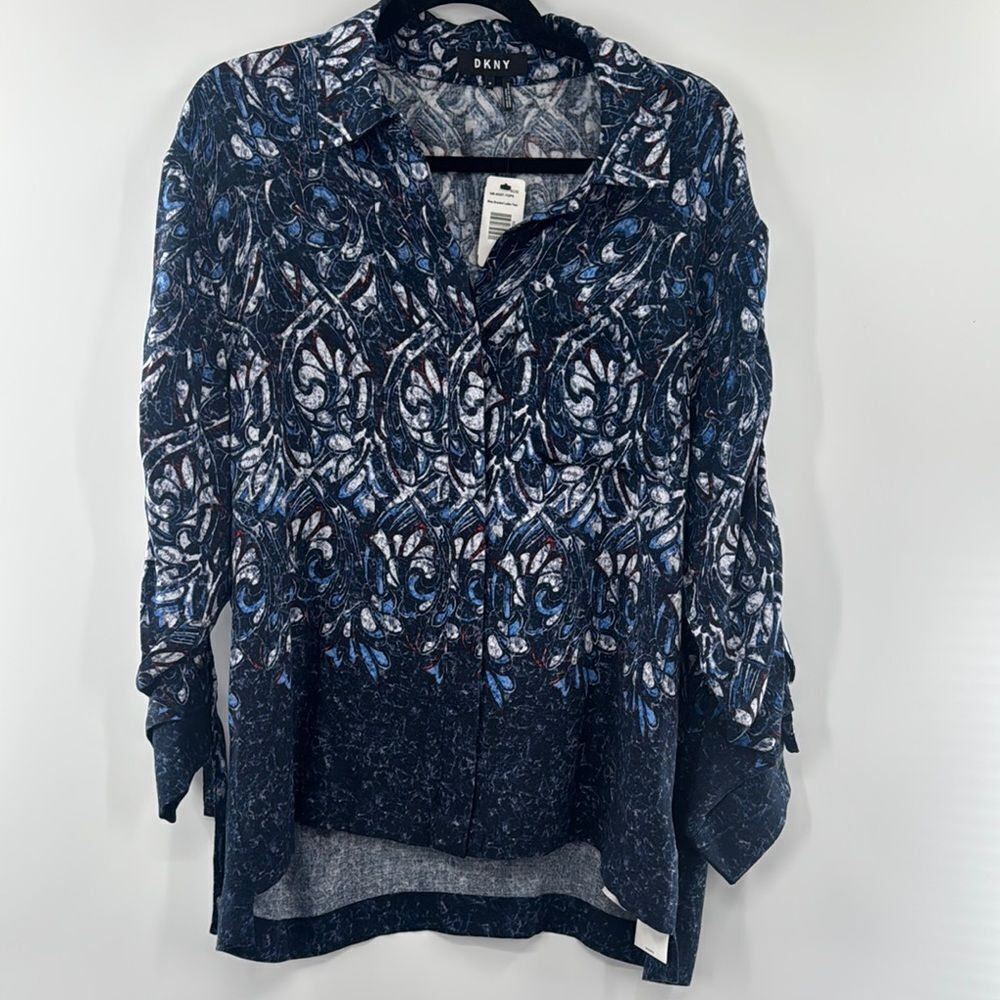3for$20 DKNY Blue Black FLoral Print NWT Button Down Blouse size M